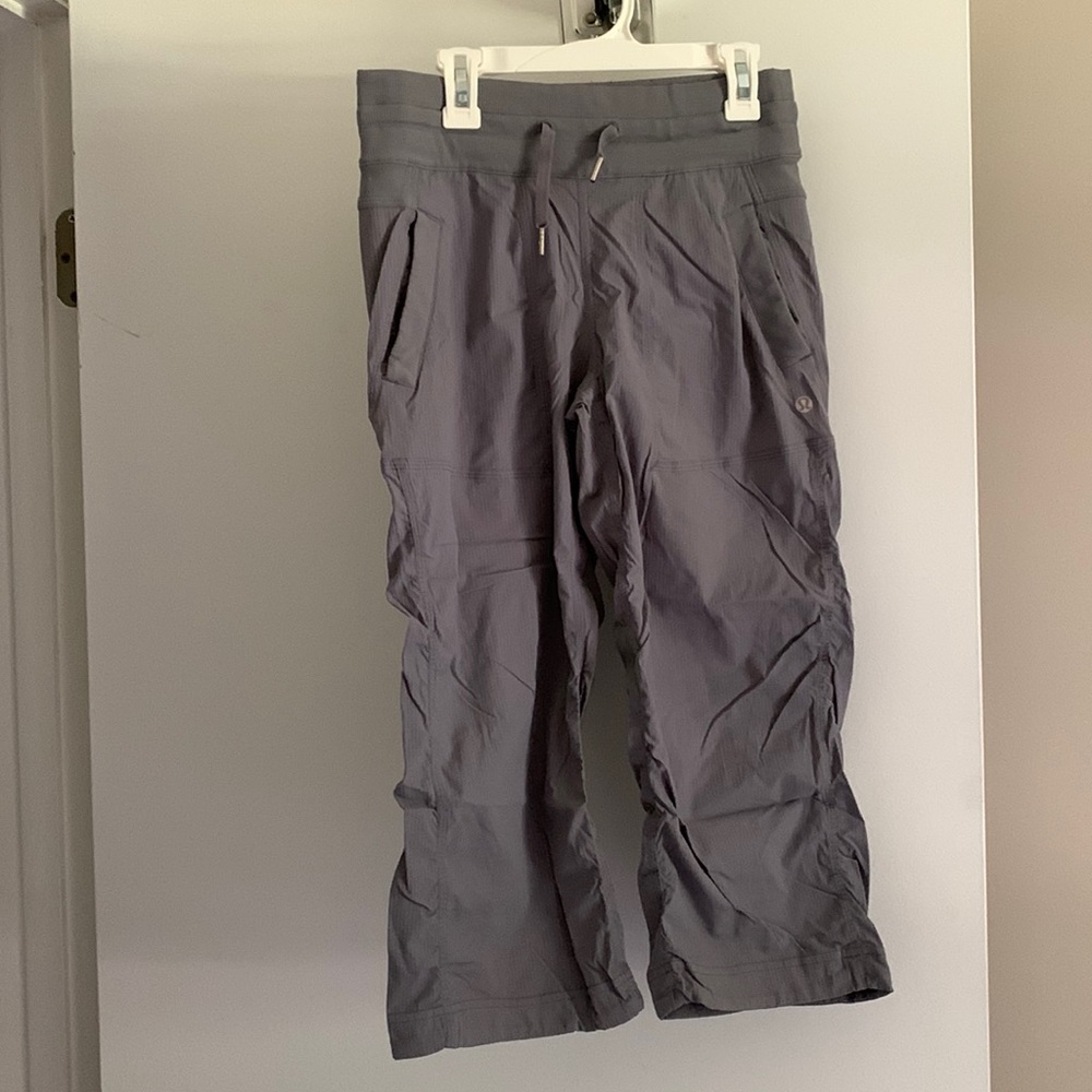 Lululemon capri pants